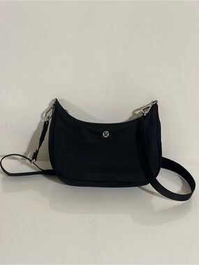 patagonia tote bag amazon Amazon.com: Patagonia Black Hole Tote 25L : Clothing, Shoes & Jewelry